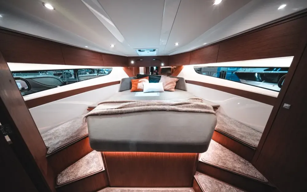 slider 13 Beneteau Antares 11 Fly