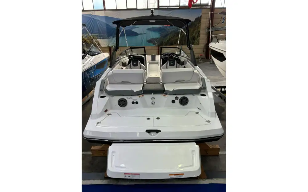 slider 10 Scarab Boats Scarab 215 LE