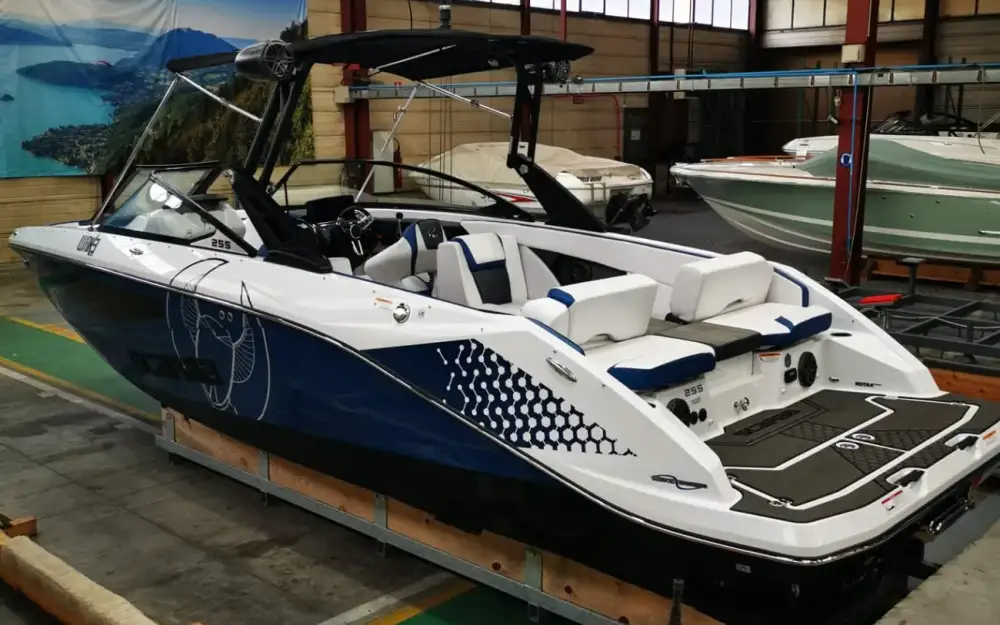 slider 1 Scarab Boats Scarab 255 Identity