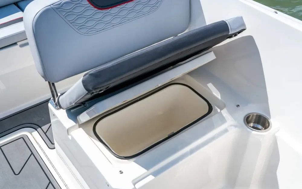 slider 7 Bayliner M19