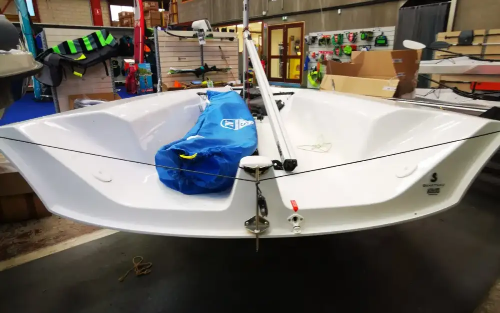 slider 4 Beneteau First 14
