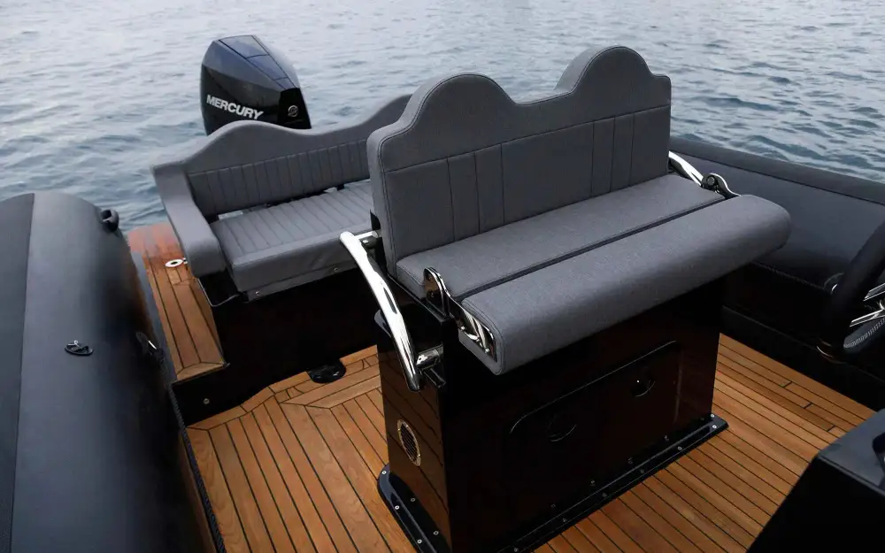 slider 8 Sea Water Phantom 260