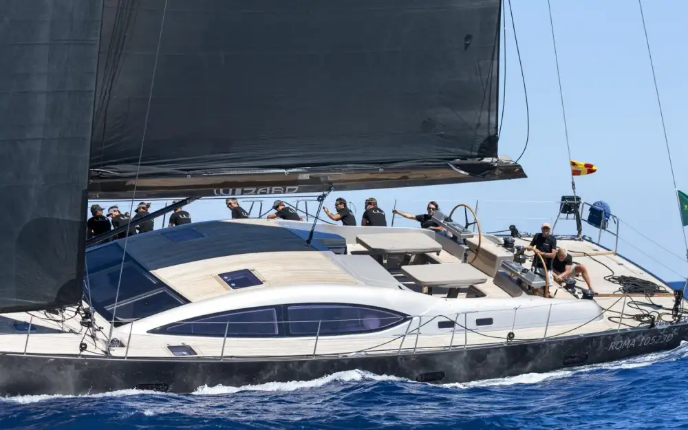 slider 4 Ice Yachts Vallicelli 80