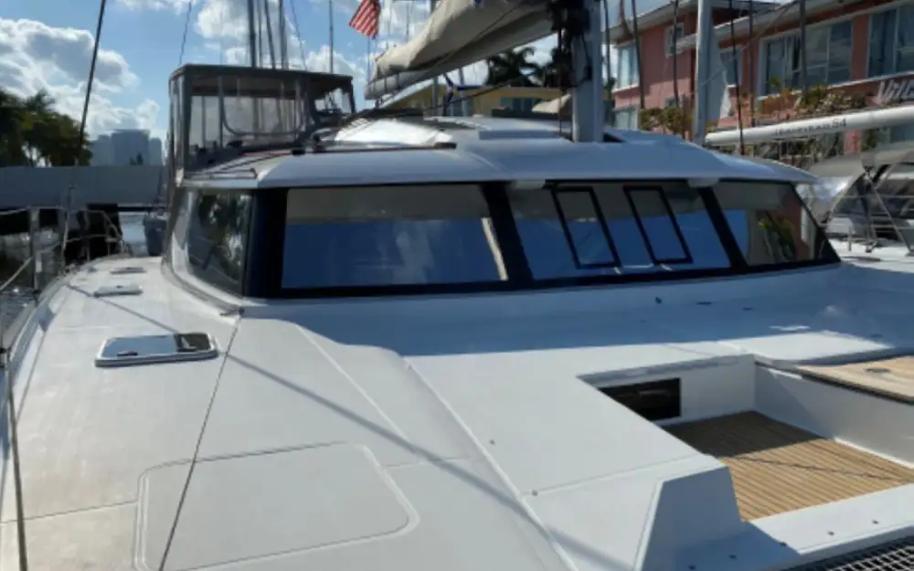 slider 2 Fountaine Pajot Saba 50