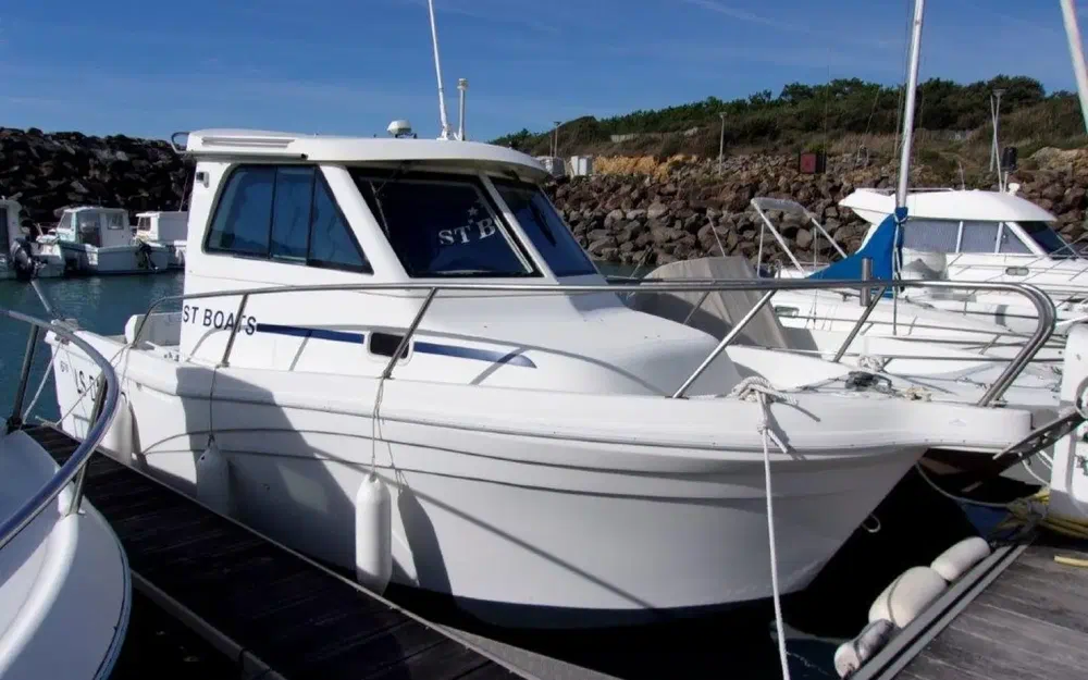ST BoatsST Boats 670 Peche