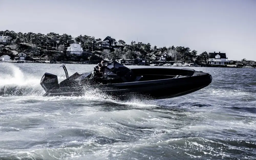 slider 5 Iron Boats  827