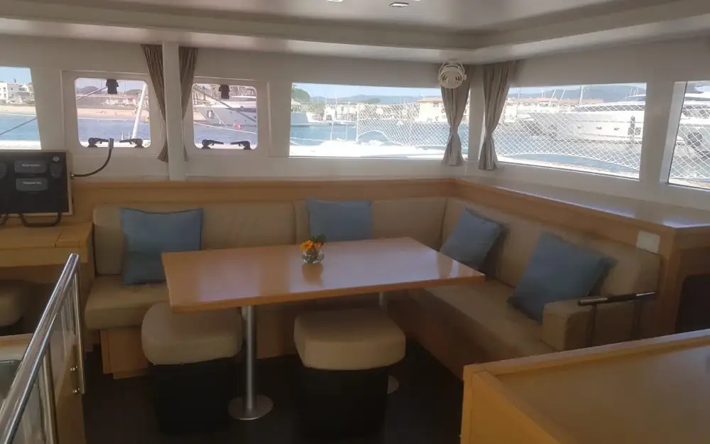 slider 29 Lagoon  450 F