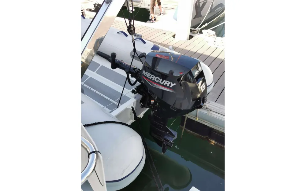 slider 8 Fountaine Pajot Isla 40