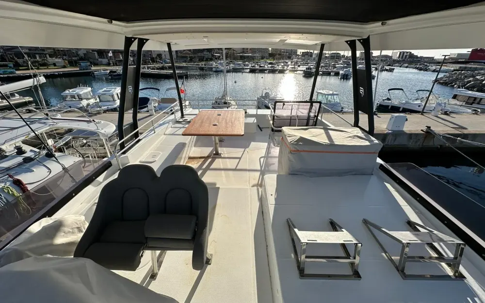 slider 12 Fountaine Pajot My 6 - null
