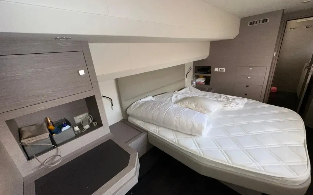 slider 16 Fountaine Pajot My 6 - null