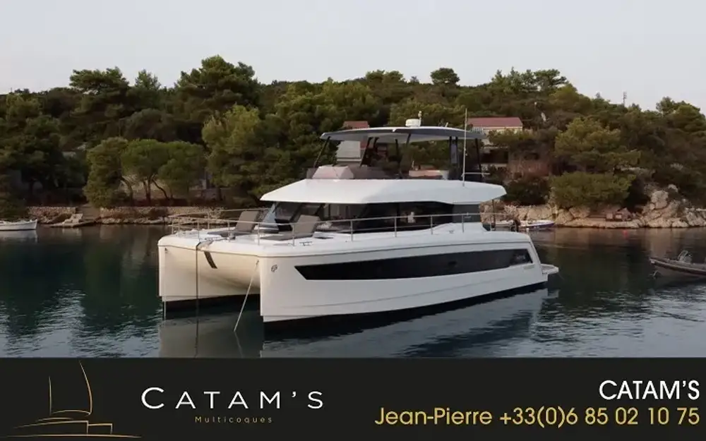 slider 1 Fountaine Pajot My 6
