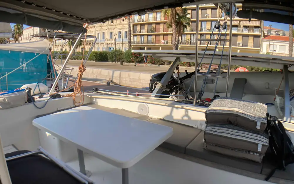 slider 1 Outremer  45