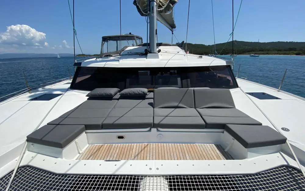 slider 2 Fountaine Pajot Elba 45