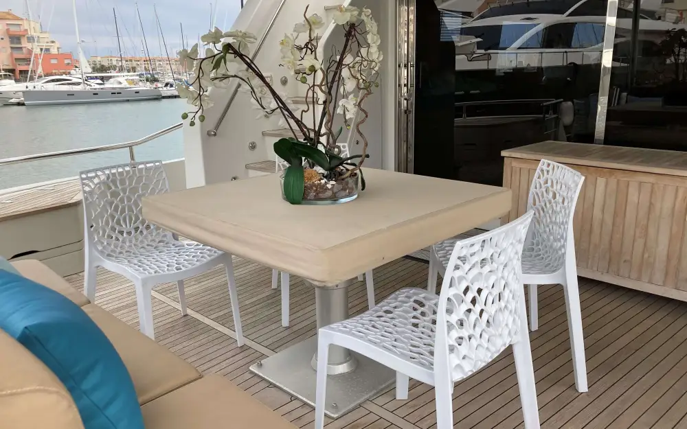 slider 13 Mondomarine Navetta 24 M