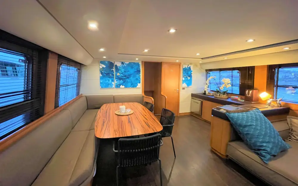 slider 2 Mondomarine Navetta 24 M
