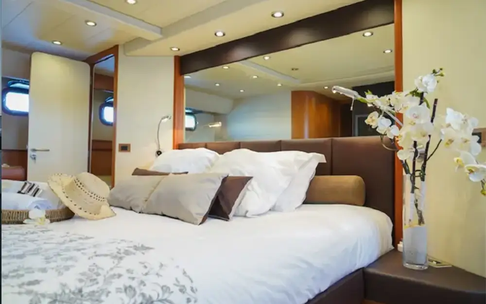 slider 7 Mondomarine Navetta 24 M