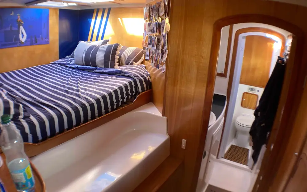 slider 10 Charter Cats Prowler 480