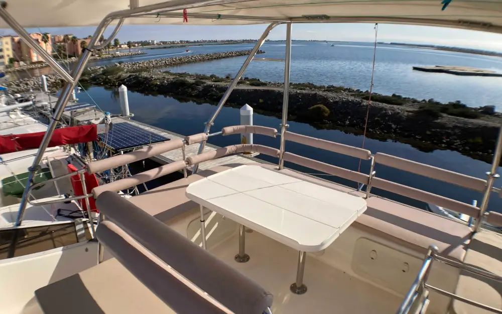 slider 17 Charter Cats Prowler 480