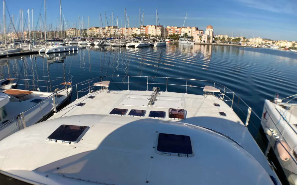 slider 18 Charter Cats Prowler 480 - null
