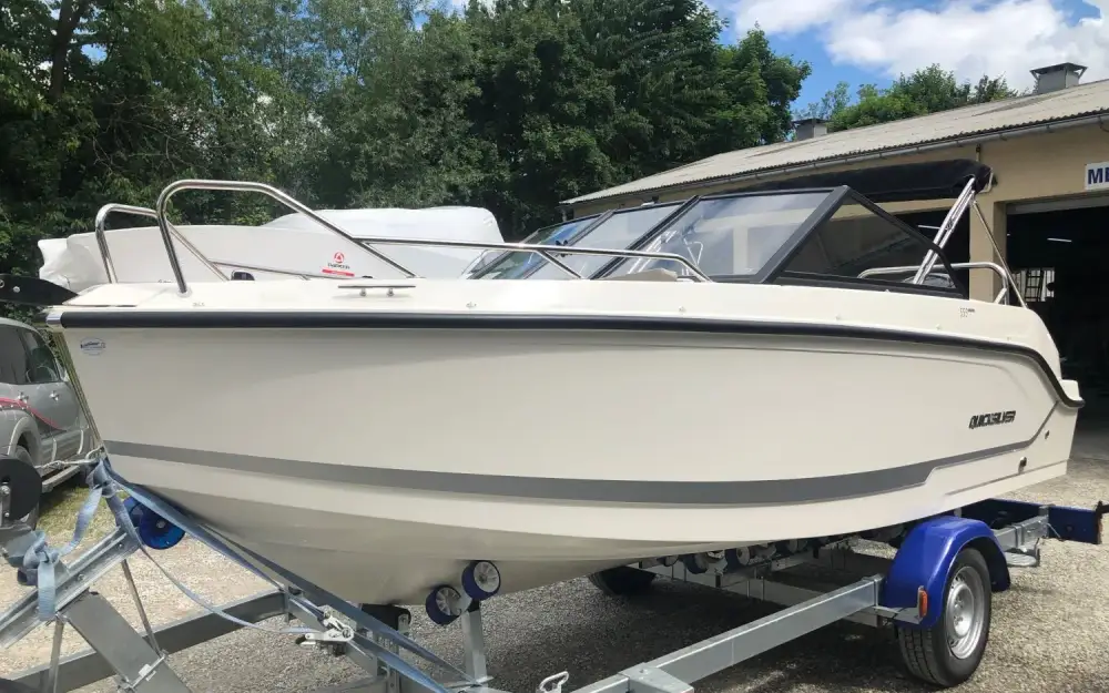 slider 0 Quicksilver Activ 555 Bowrider