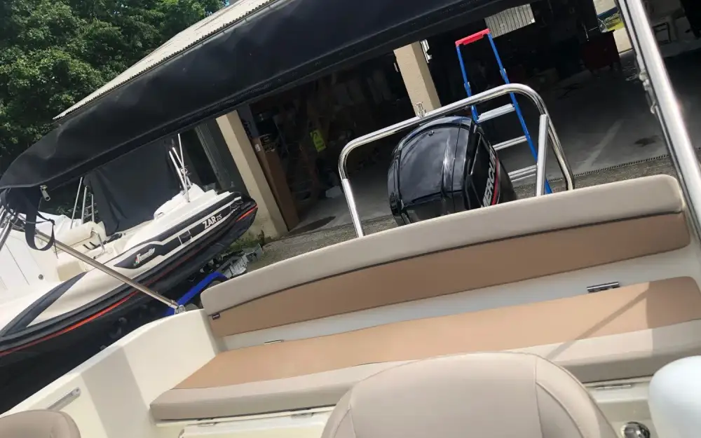 slider 2 Quicksilver Activ 555 Bowrider