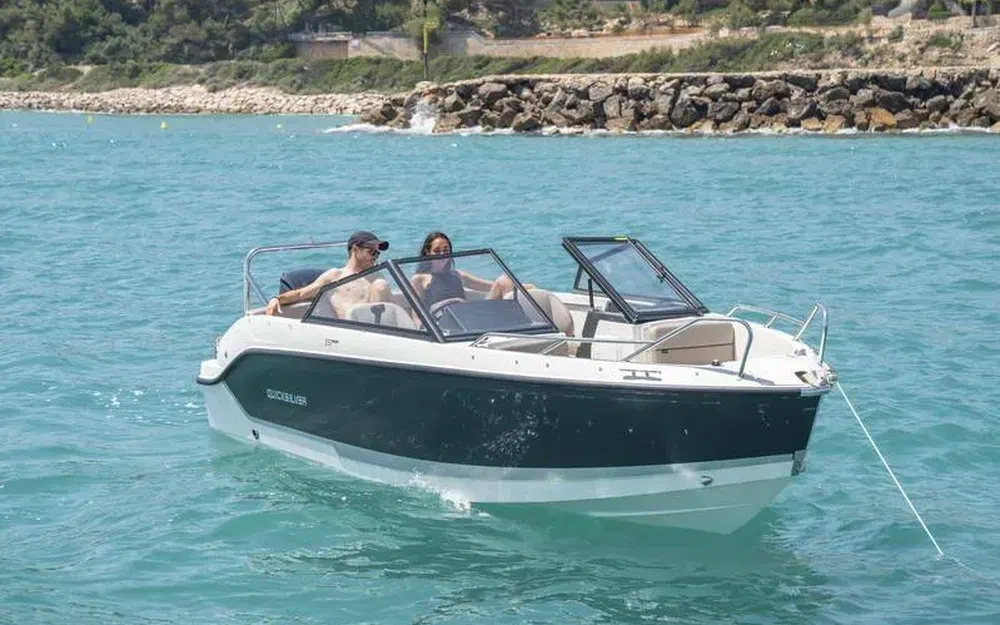 slider 0 Quicksilver Activ 555 Bowrider