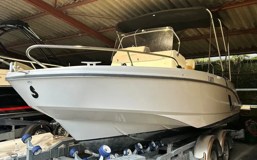 slider 0 Beneteau Flyer 6 SPACEdeck