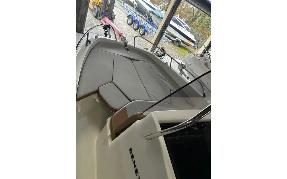 slider 1 Beneteau Flyer 6 SPACEdeck