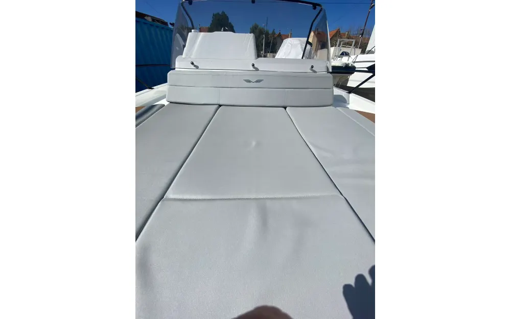 slider 3 Beneteau Flyer 7 SUNdeck