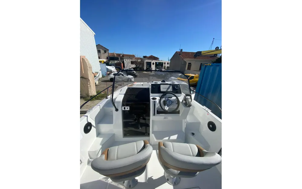 slider 5 Beneteau Flyer 7 SUNdeck