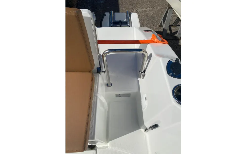 slider 25 Beneteau Flyer 7 SUNdeck