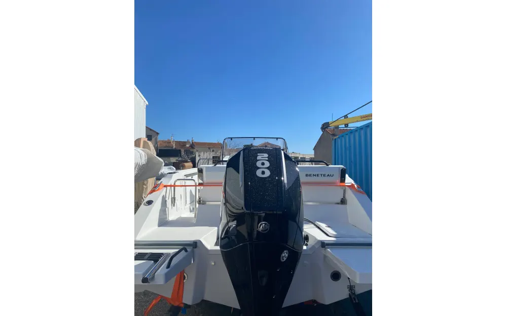 slider 12 Beneteau Flyer 7 SUNdeck