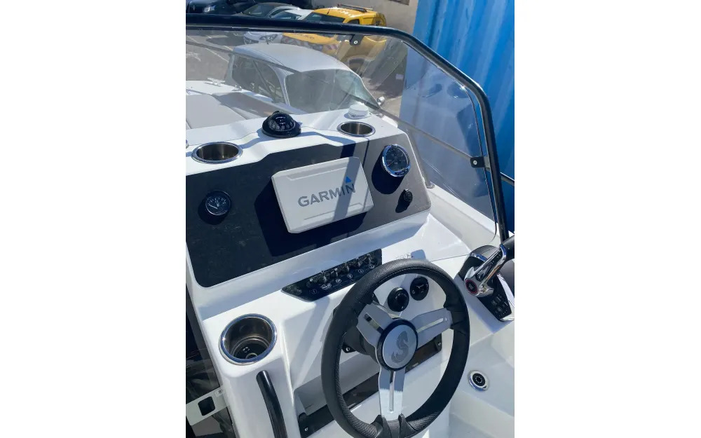 slider 6 Beneteau Flyer 7 SUNdeck