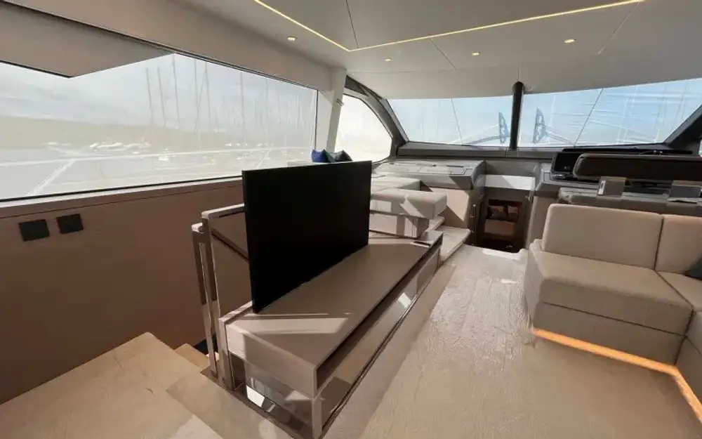 slider 8 Sunseeker Manhattan 68