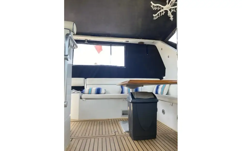 slider 9 Ferretti Altura 47