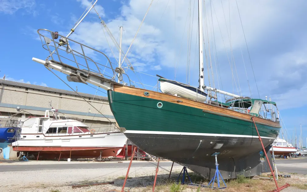 Tashing Yachts BuildersTashing Yachts Builders 43 T