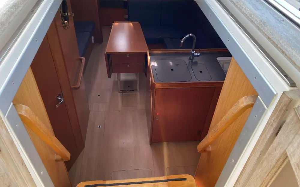 slider 16 Bavaria Cruiser 37