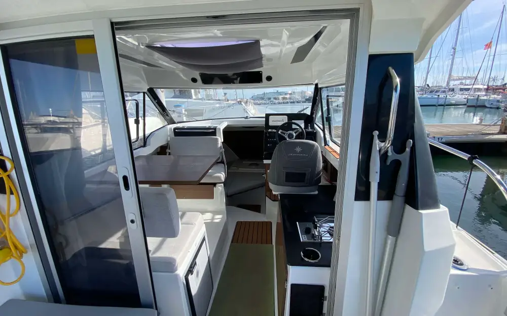 slider 6 Jeanneau Merry Fisher 795 Serie 2