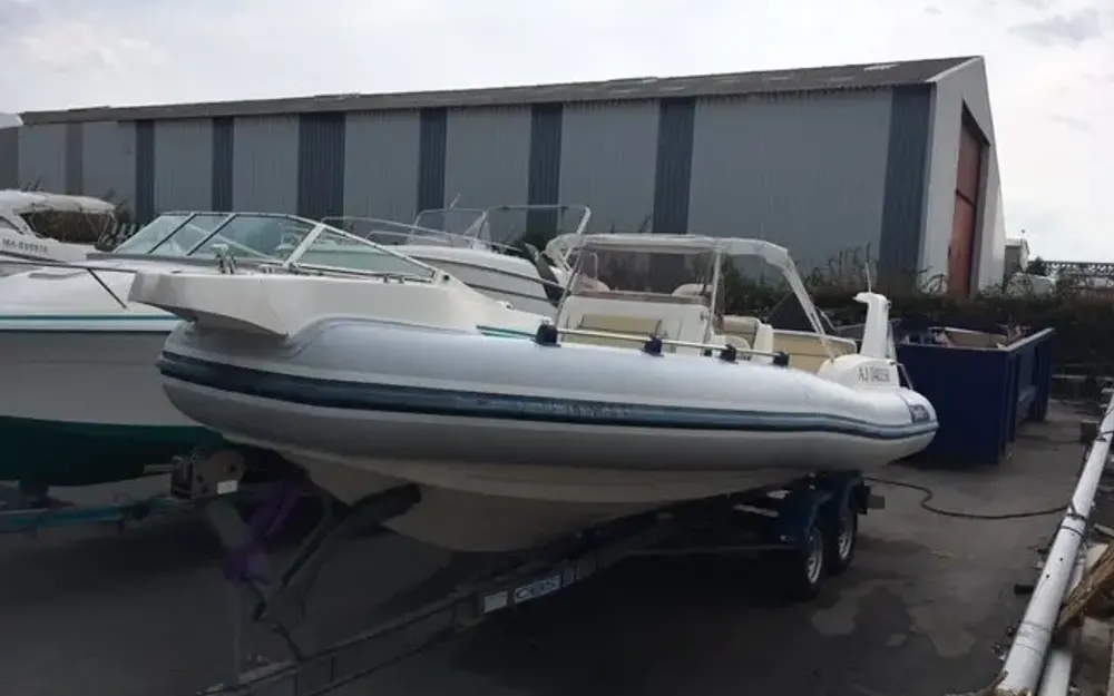 slider 7 Marlin Boat  21 - null
