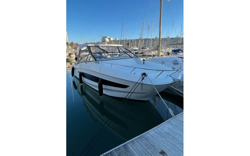 slider 0 Beneteau Flyer 10 - null