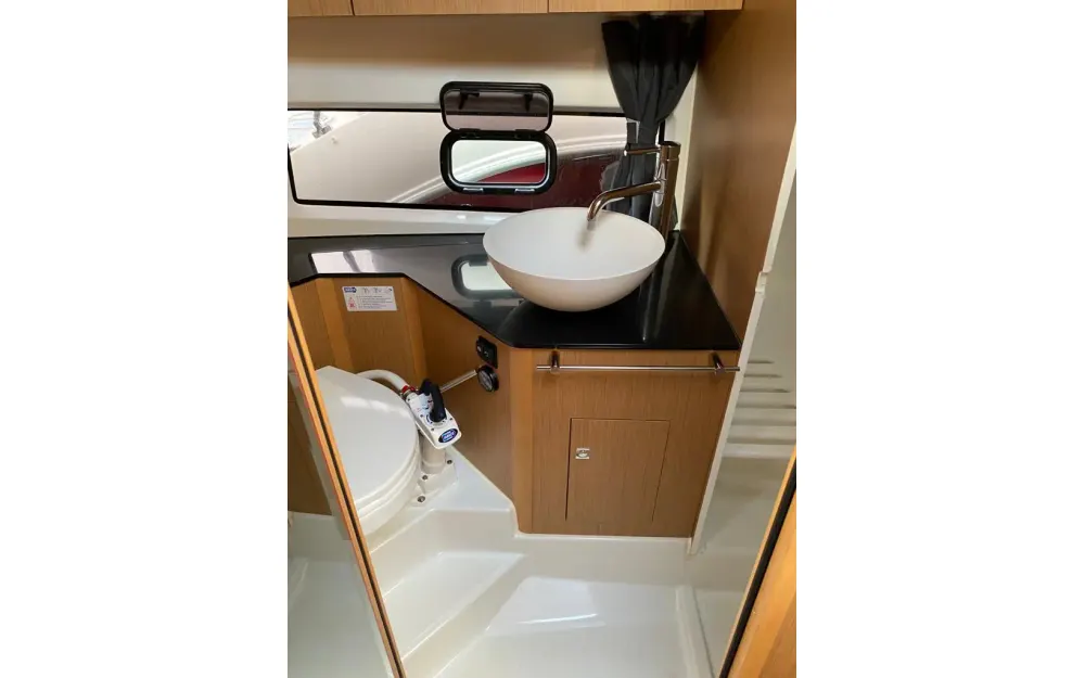 slider 9 Beneteau Flyer 10 - null