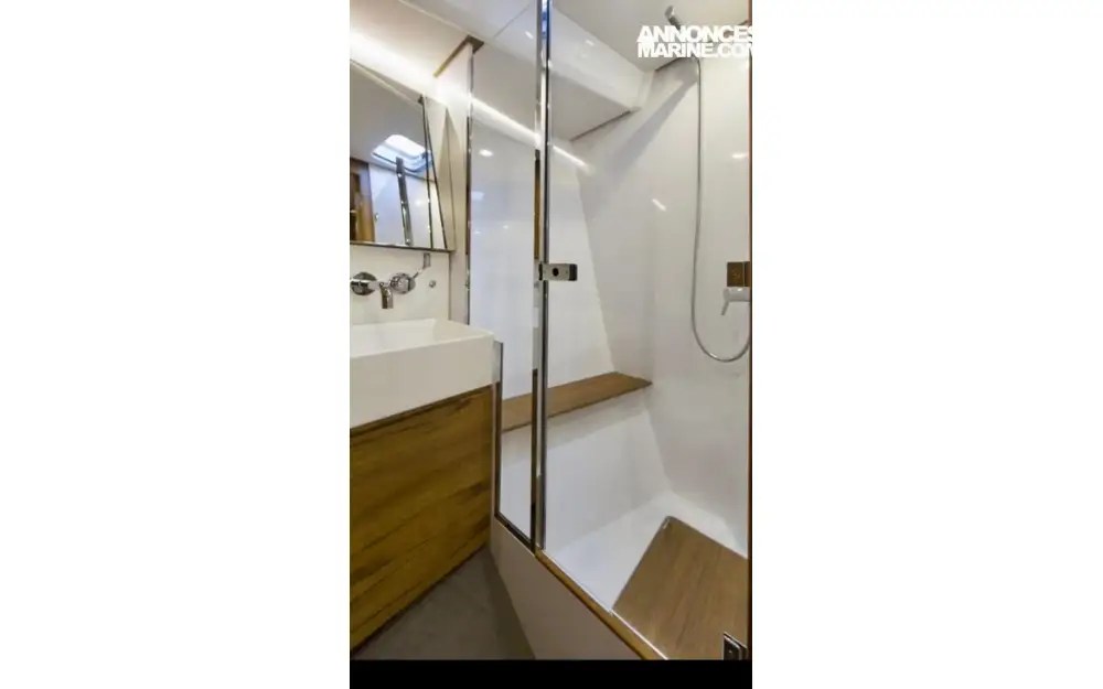 slider 16 Wauquiez Pilot Saloon 48