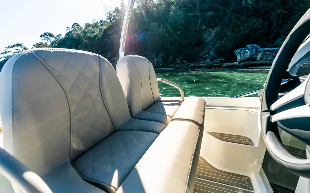 slider 8 Capelli Tempest 1000