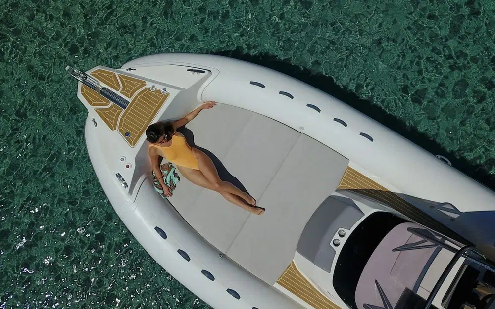 slider 2 Capelli Tempest 1000