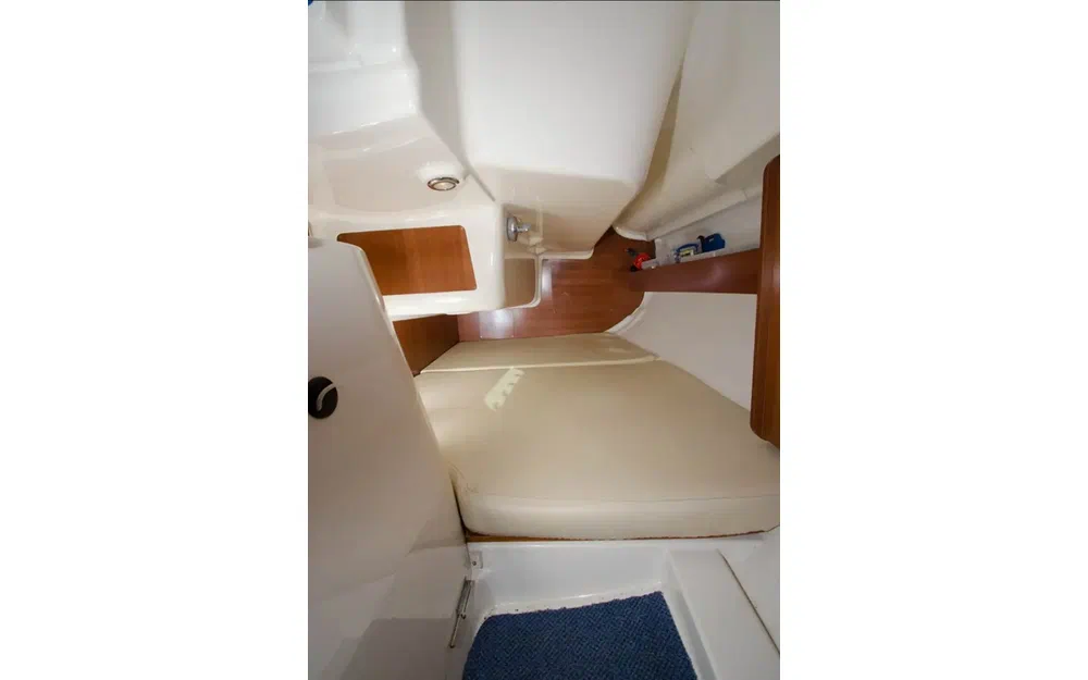 slider 8 Jeanneau Sun 2500