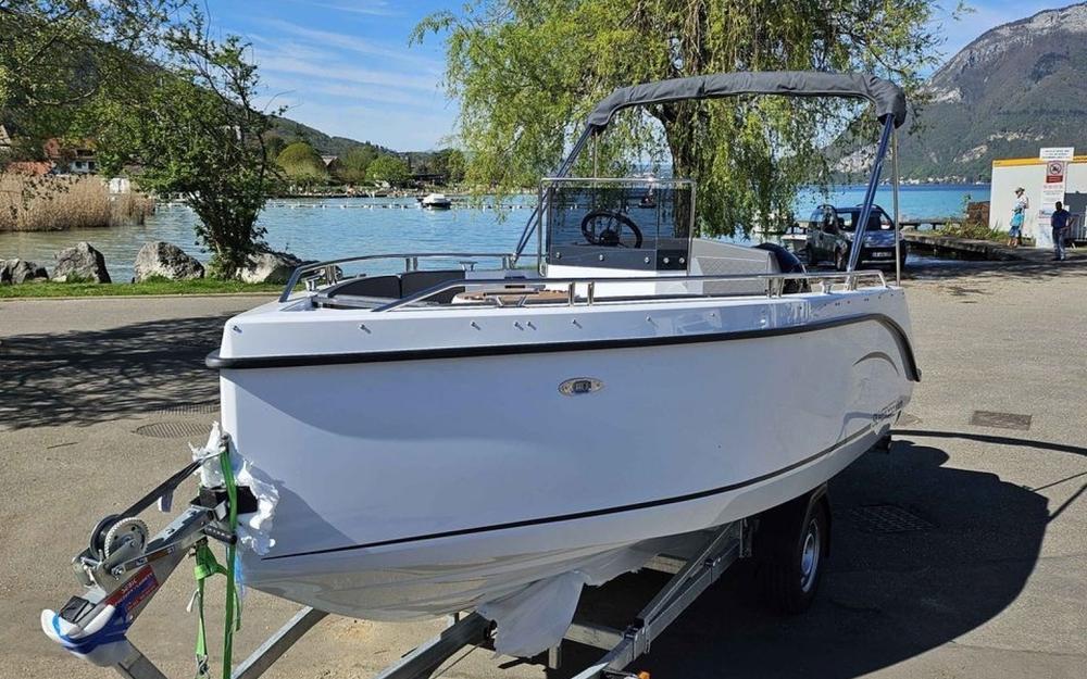 slider 1 Silver Yacht Silver 555