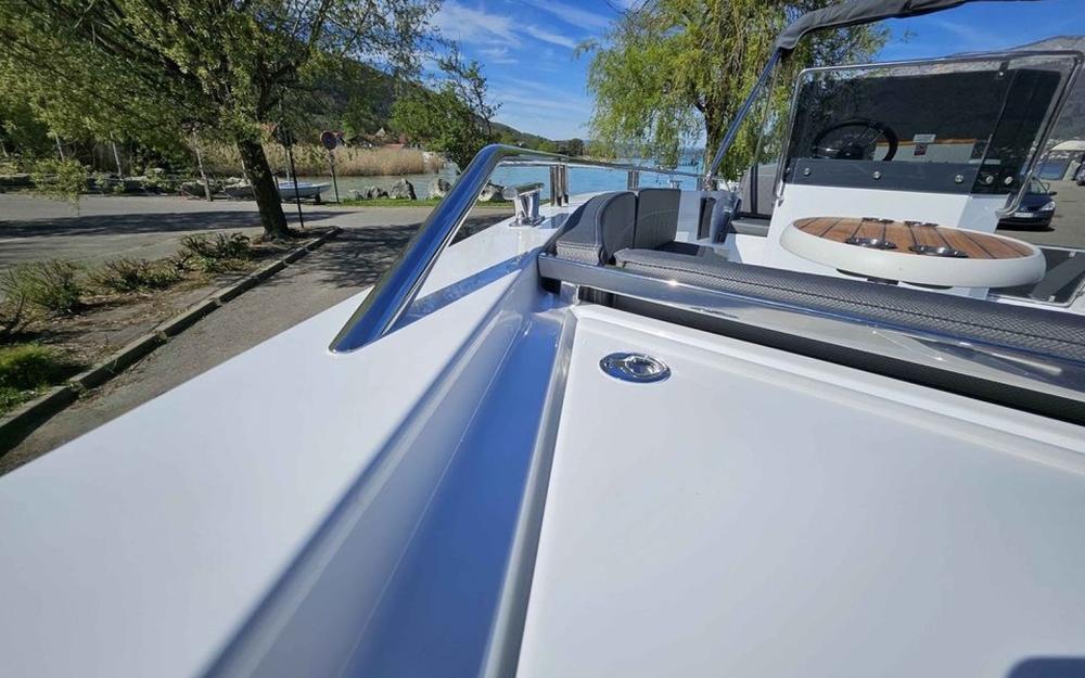 slider 6 Silver Yacht Silver 555