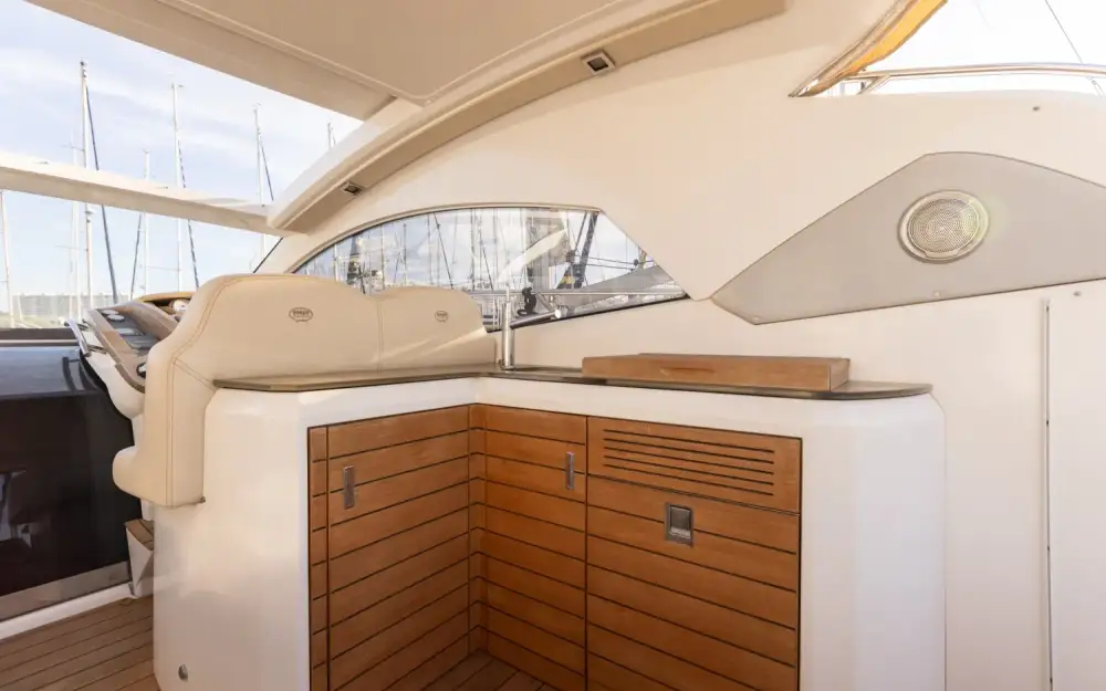 slider 13 Sessa Marine C43 Hard-Top