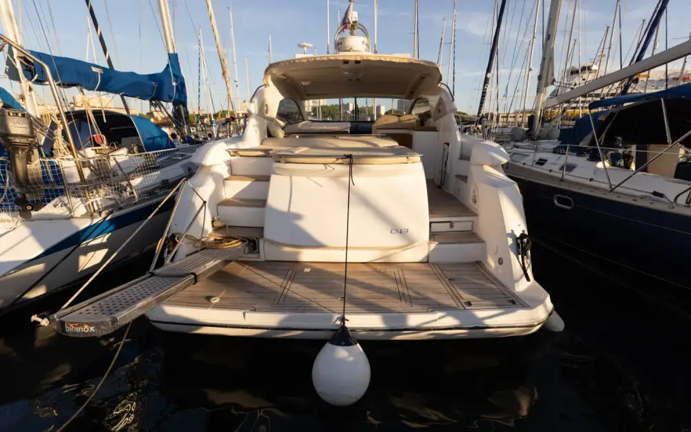 slider 1 Sessa Marine C43 Hard-Top