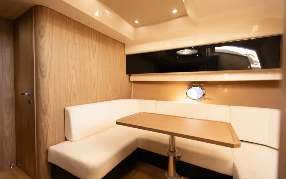 slider 21 Sessa Marine C43 Hard-Top